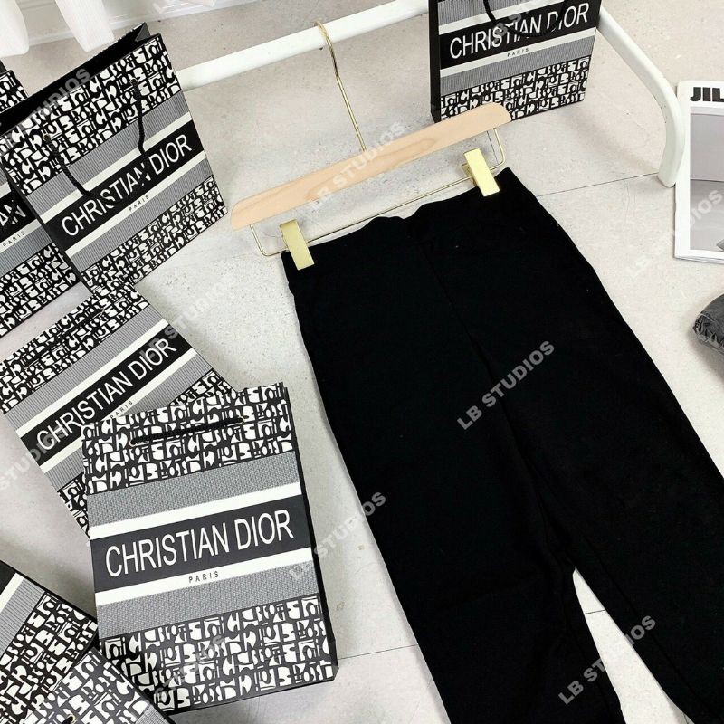 Quần legging hot hit