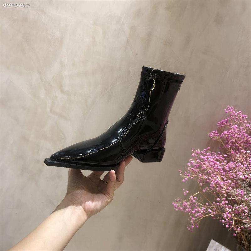 Giày bốt Martin cổ cao phong cách cá tính hợp thời trang cho nữ | BigBuy360 - bigbuy360.vn