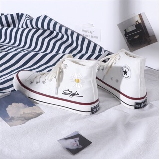 (Sneaker nữ mới 2020)Giày sneaker hoạ tiết hoa cúc( Kèm video và ảnh thật)