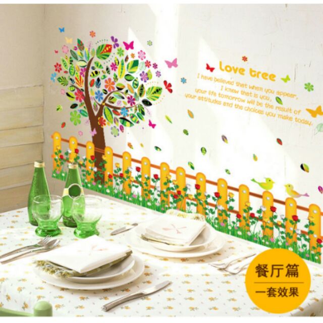 Tranh dán tường hàng rào love tree