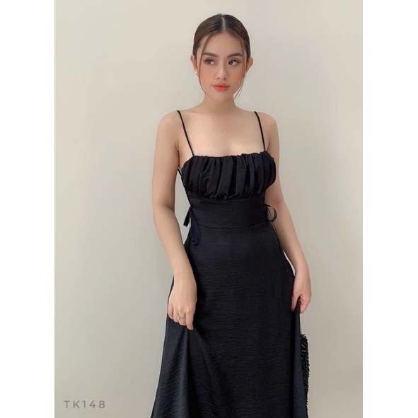 Đầm váy hai dây trắng đi tiệc nhúng ngực