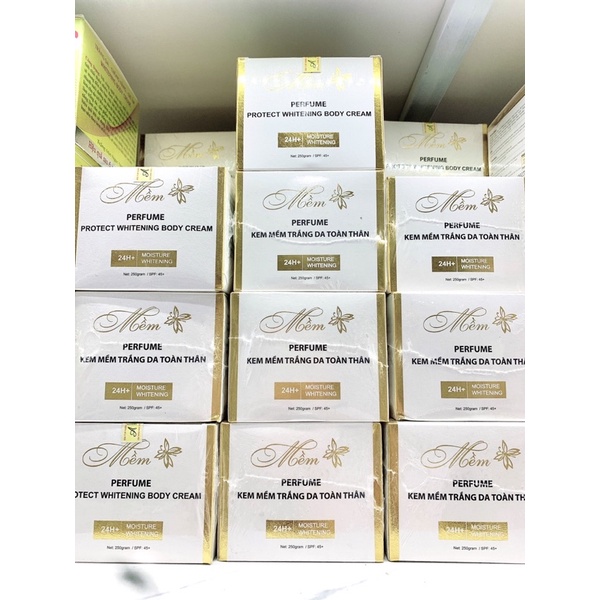 Kem Body Mềm A Cosmetics