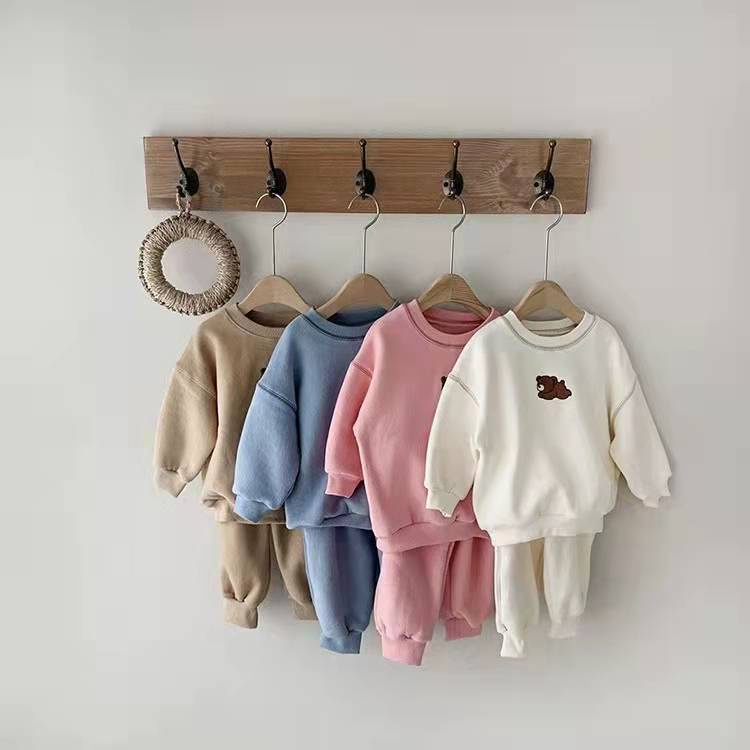 Bộ Quần Áo sweater Thêu Hình Gấu Thời Trang Mùa Xuân Năng Động Dành Cho Trẻ 2022