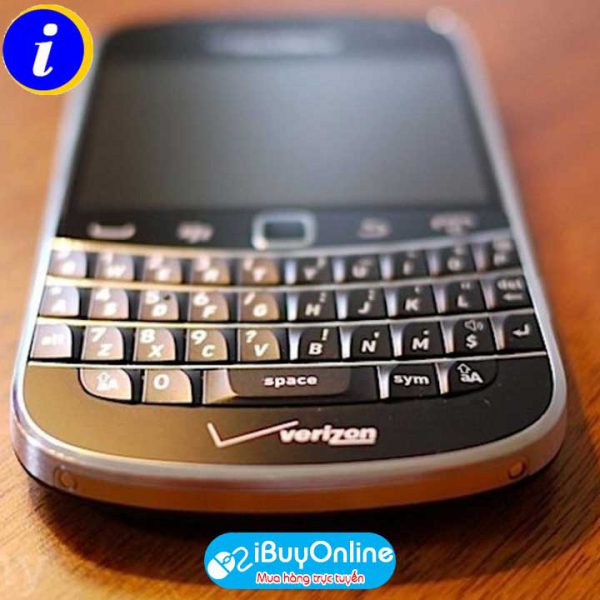 Điện thoại BlackBerry Bold 9930 Sealbox Sang Trọng