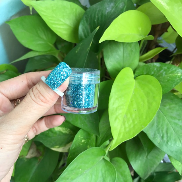 NHỦ RẮC MÓNG