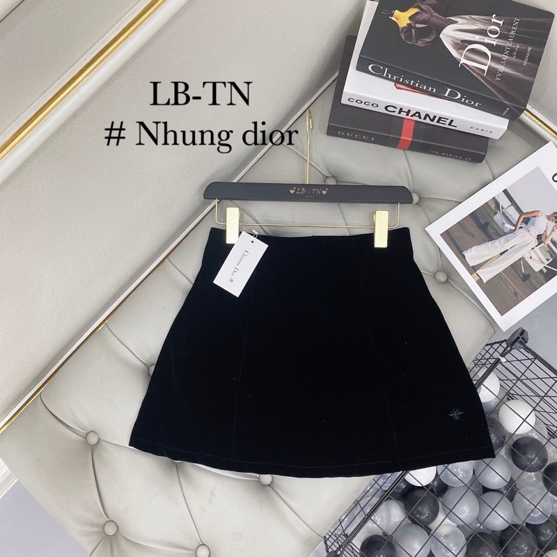 Chân váy chữ A NHẬT LINH chân váy nhung thêu ong sang chảnh hottrend - CV509