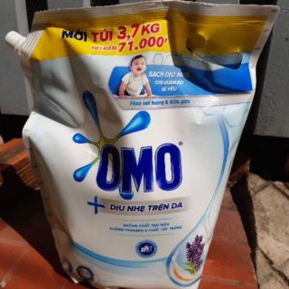 Nước giặt Omo Dịu Nhẹ 3.7kg