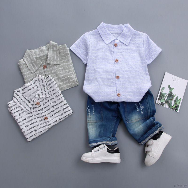 Set áo thun tay ngắn in chữ &amp; quần short denim cho bé trai