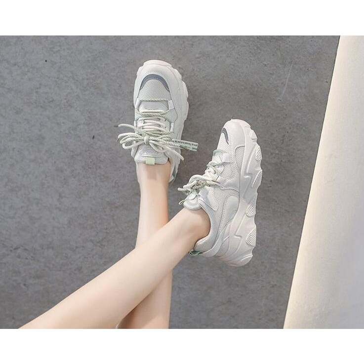 Kasut perempuan Women Sneakers Fashion Mesh Chunky Sneakers Casual Shoes Reflective Comfortable Thick Sole White Dad Flats Platform Shoes