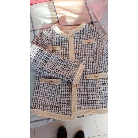 Áo dạ tweed kẻ ô tua rua hàng Quảng châu lót bông