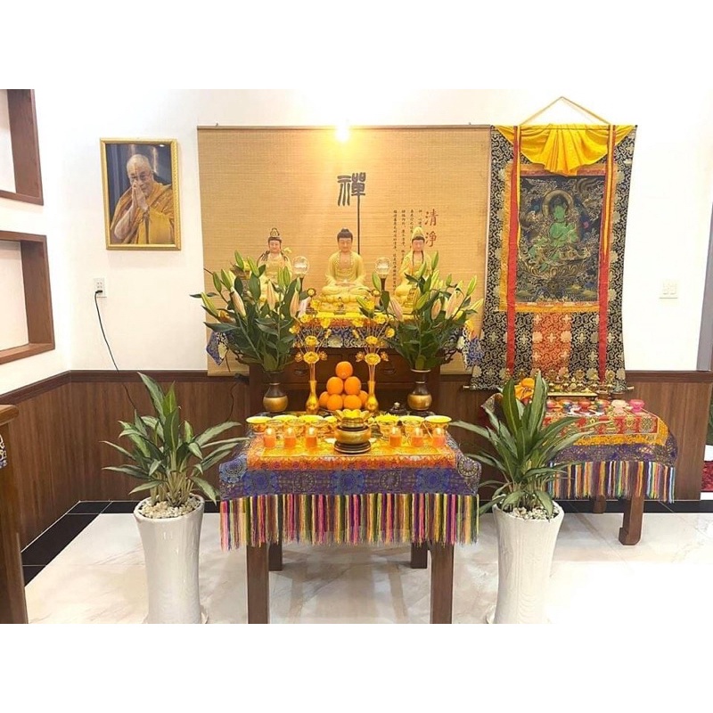 Khăn Trải Bàn Thờ Chùy Kim Cương Loại 1