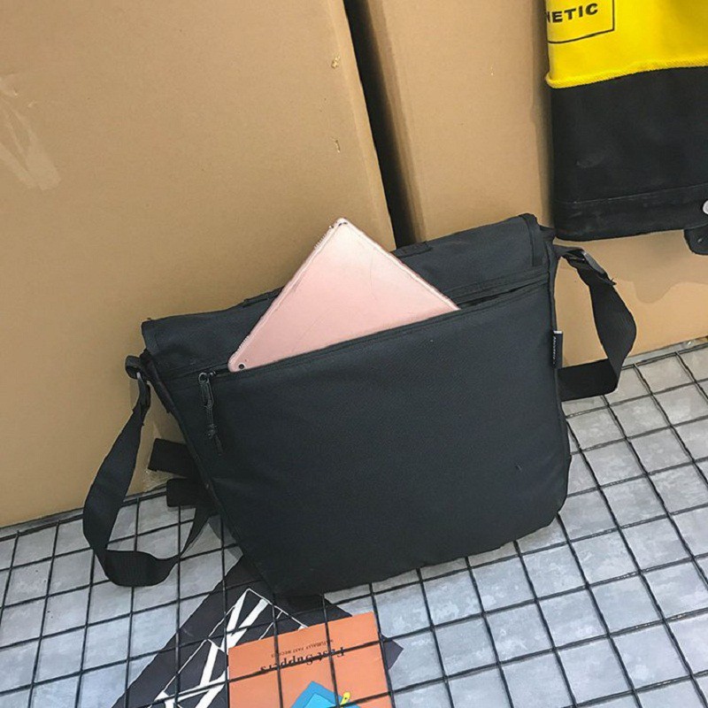Túi đeo chéo cặp Conve TNL Store