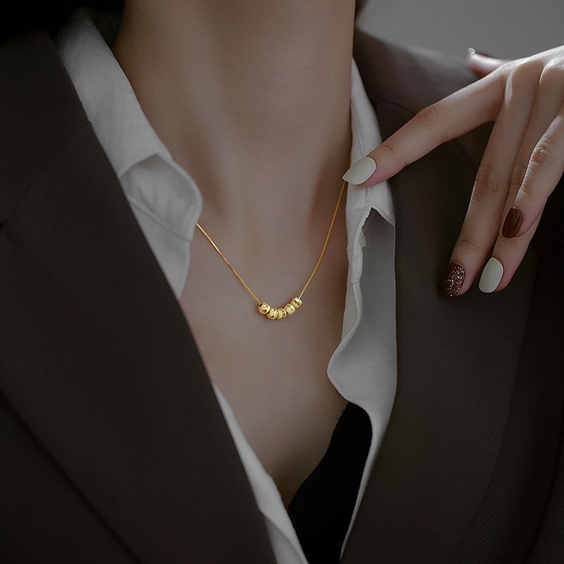Vòng tay titan nữ không gỉ mạ vàng 18k thiết kế dạng viên bi thời trang thanh lịch 2023