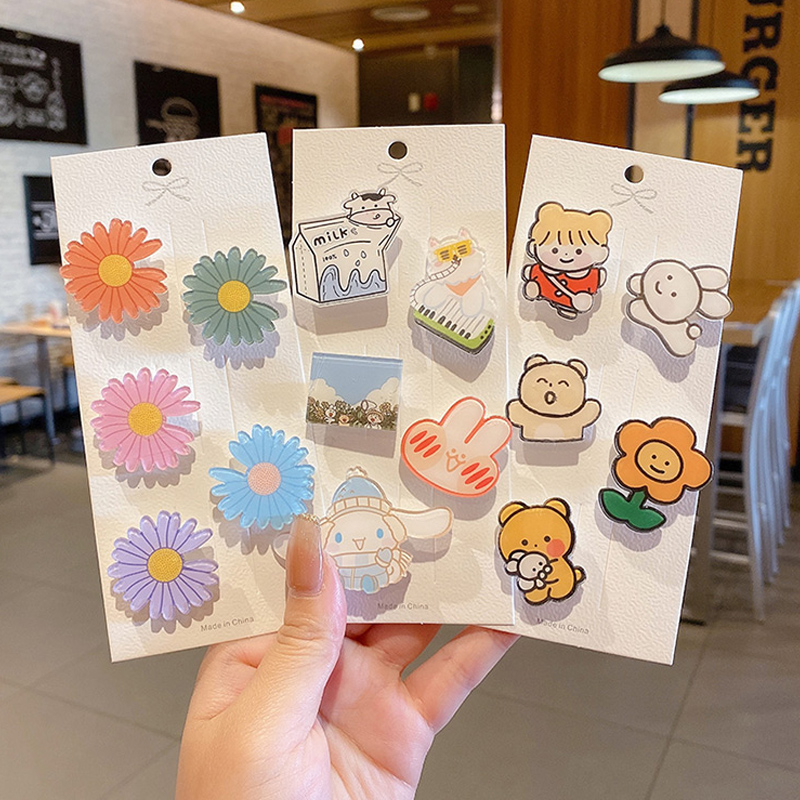 Ghim Cài Áo Hoạ Tiết Hoạt Hình Nhật Bản Xinh Xắn