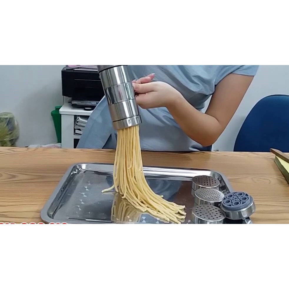 Máy ép cám chim cám gà thành sợi 2ly 3ly 4ly, kết hợp đùn sợi mì tươi bún tươi