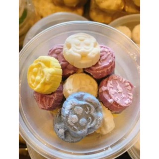 BÁNH PHỤC LINH CỐT DỪA SẦU RIÊNG