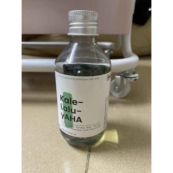 Toner tẩy da chết Krave Kale-lalu-yAHA
