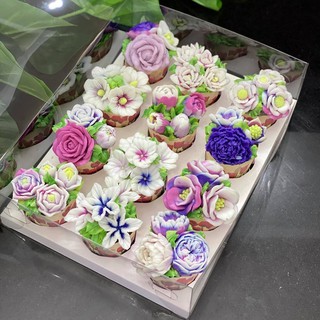 Hộp đựng bánh Cupcake 4/6/12 bánh trong suốt sang trọng