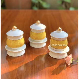 Chung nước đại bi thờ cúng màu vàng vân đá cao cấp, ly nước có nắp thờ cúng