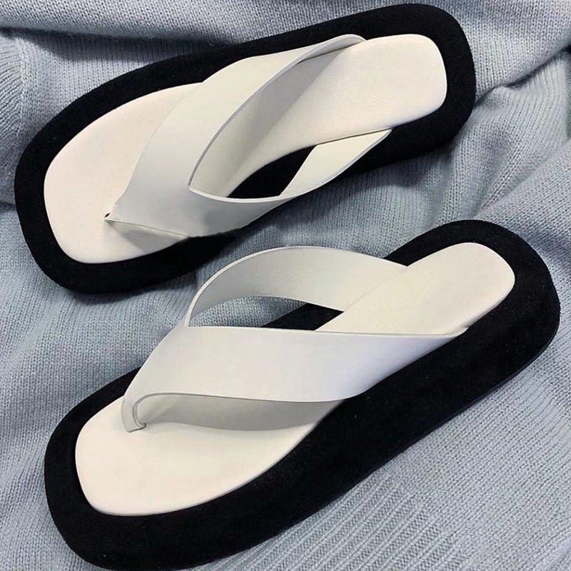 Women's shoes. Summer, fashion, women's square head, wear resistant flip-flops, daily slippers, size 35-40