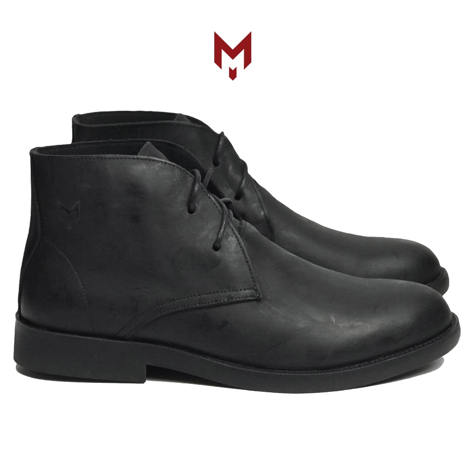Giày cao cổ nam Mad Chukka Boots Black da bò sáp ngựa điên cao cấp phong cách bụi bặm