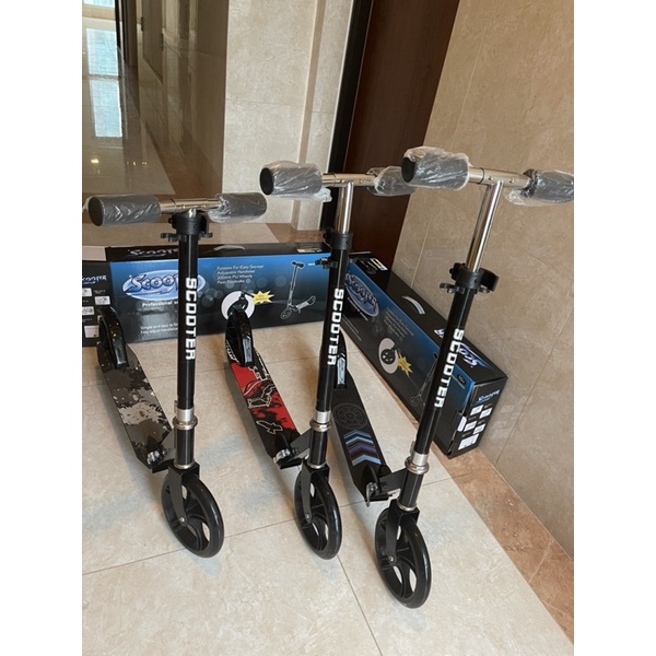 Xe Scooter sắt cho người lớn tải trọng tối đa 80kg bánh 20cm Mã sp 2138