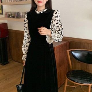 Váy nhung đen phối tay hoa nhí xinh xắn có size