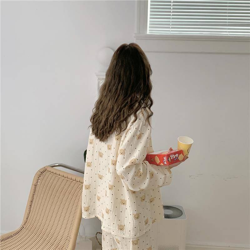 Bộ đồ ngủ tay dài in hình gấu đáng yêu