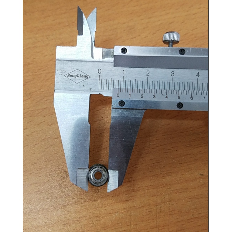 Vòng bi mặt bích tốc độ cao cho trục tàu mô hình 3*8*3 và 4*8*3