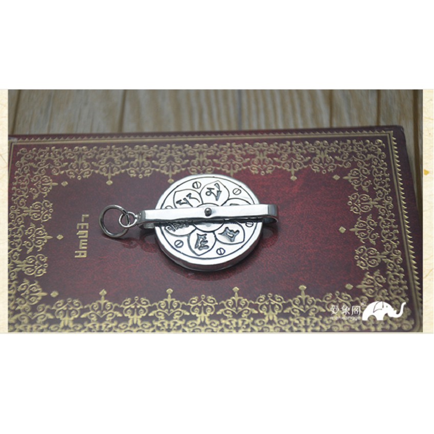 Mặt Dây Chuyền Om Mani Padme Hum Xoay Tây Tạng - DC370