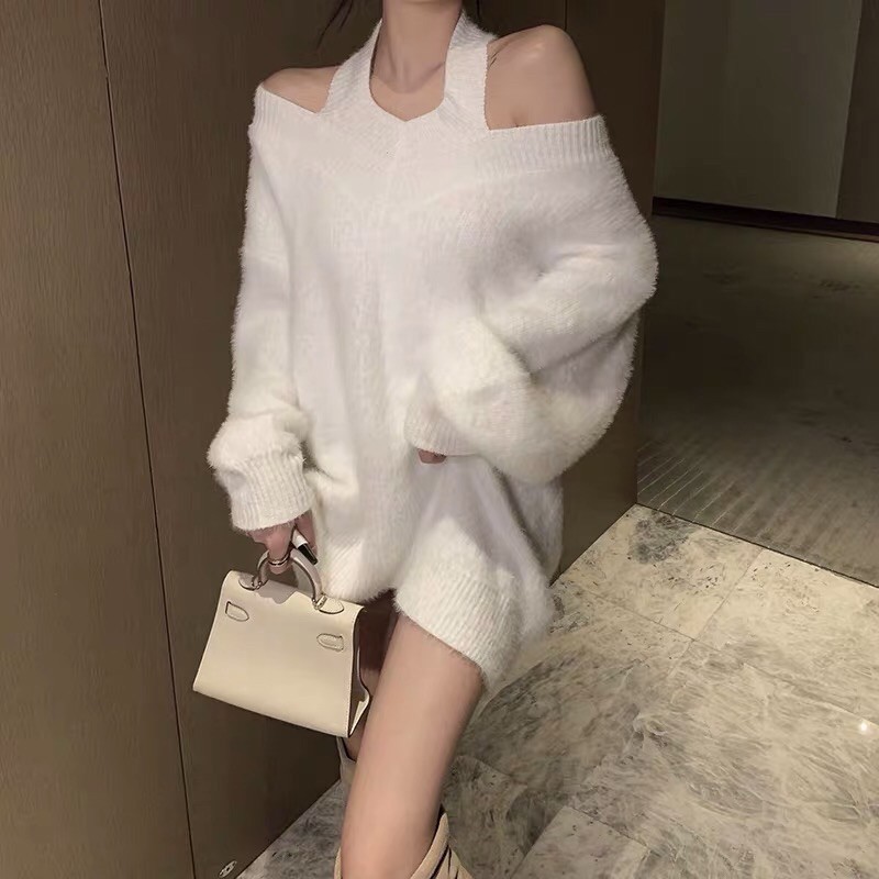 Áo len lông hở vai