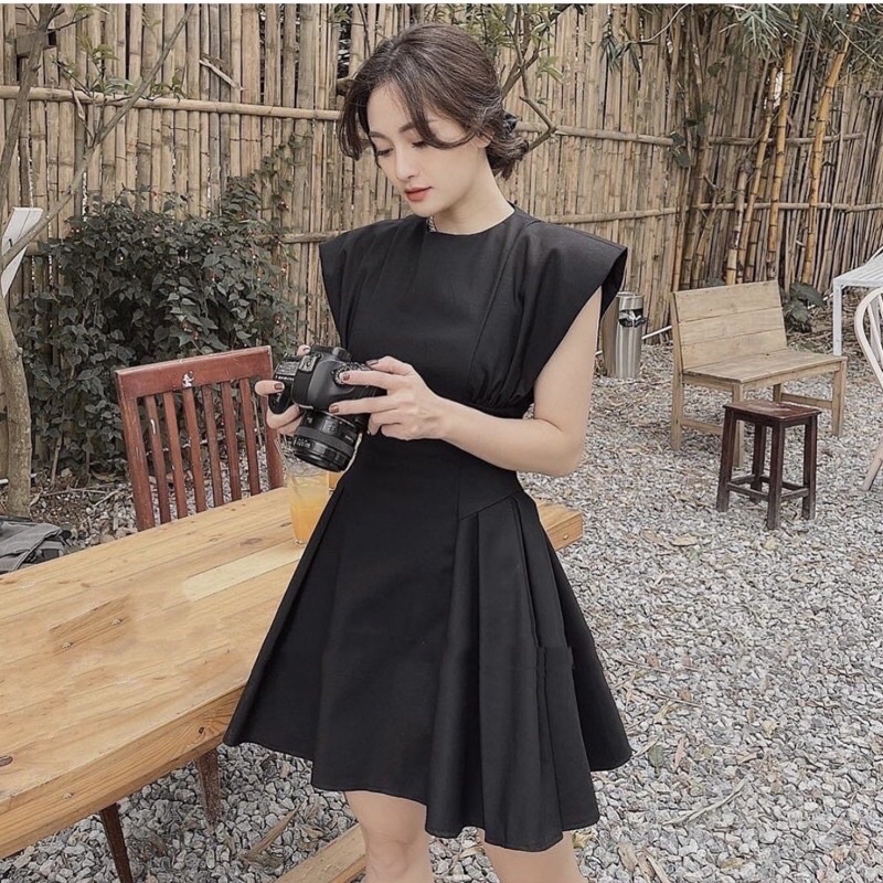 Đầm thiết kế, Đầm Tay Cánh Tiên Eo Cong Xếp Li Trẻ Trung kiểu pháp | BigBuy360 - bigbuy360.vn