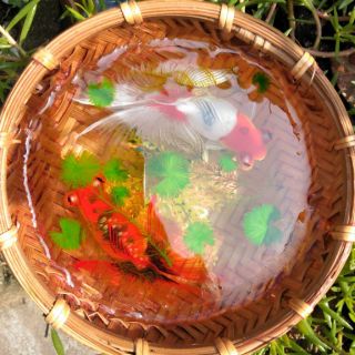 Rổ cá 3d đường kính 15cm. Sản phẩm được vẽ thủ công bằng màu acrylic trên keo epoxy.