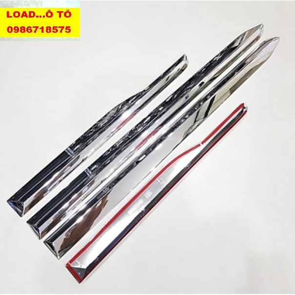 Ốp Nẹp Sườn Xe Huyndai Santafe 2019-2020 Mạ Crom Sáng Bóng Cao Cấp