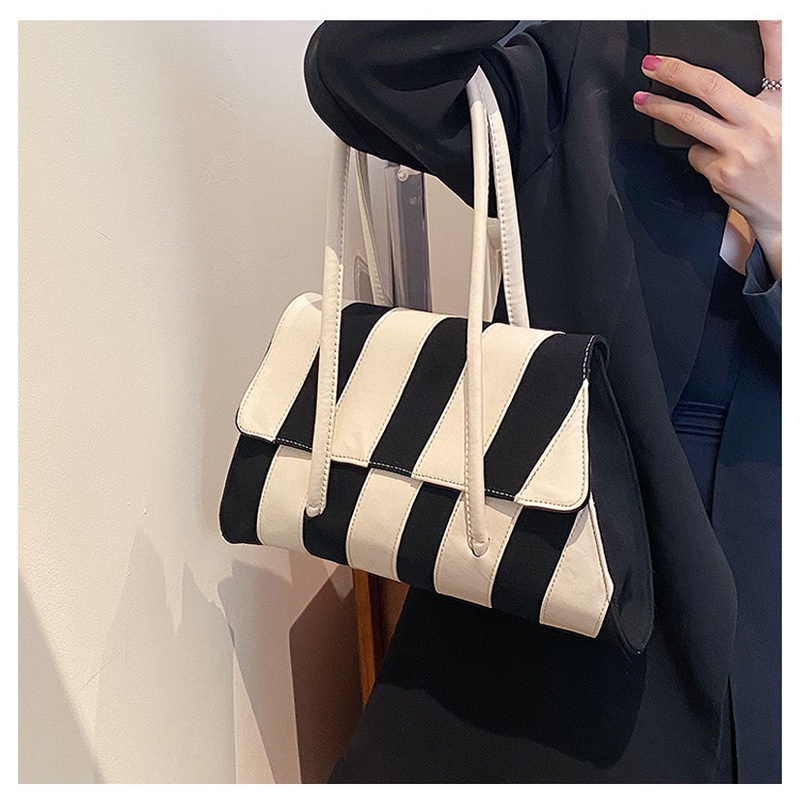 Túi Xách Đeo Vai Thiết Kế Đơn Giản GYLXB578