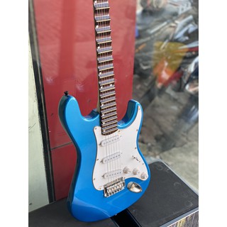 Đàn guitar điện cổ phím lõm