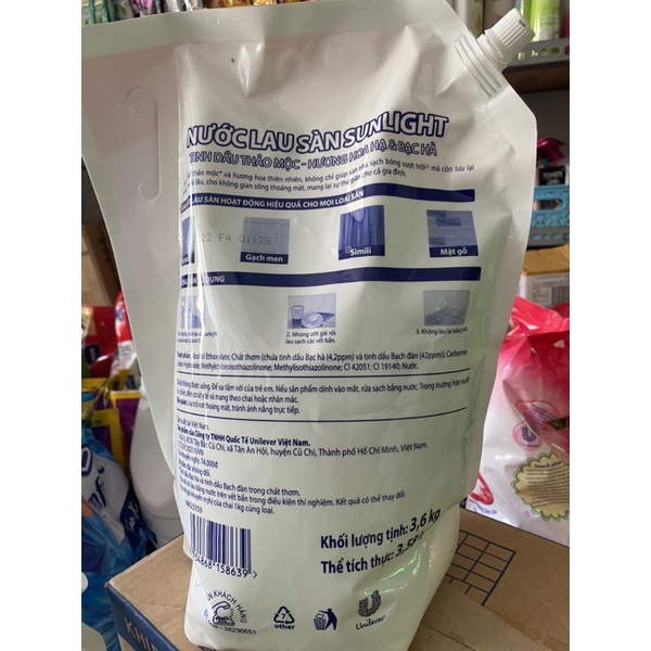 Nước lau sàn túi Sunlight 3,6kg hoa hạ & bạc hà tinh dầu thảo mộc