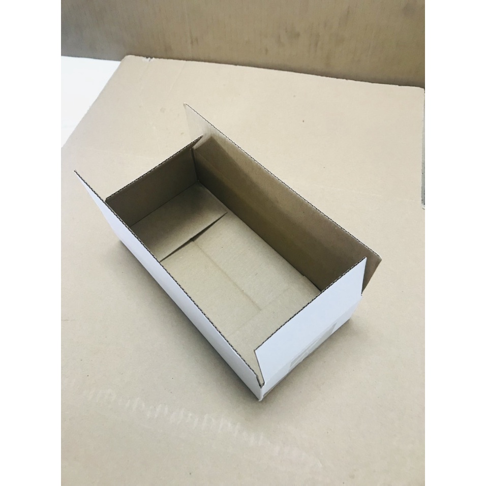 FB - 1 Thùng Carton Size 20x10x5 CM (Màu Trắng) Cỡ Trung - Thùng Carton Thanh Lý