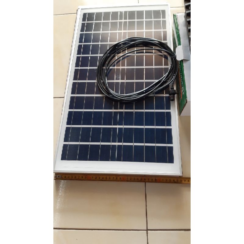 Đèn LED năng lượng mặt trời JINDIAN JD-8200L