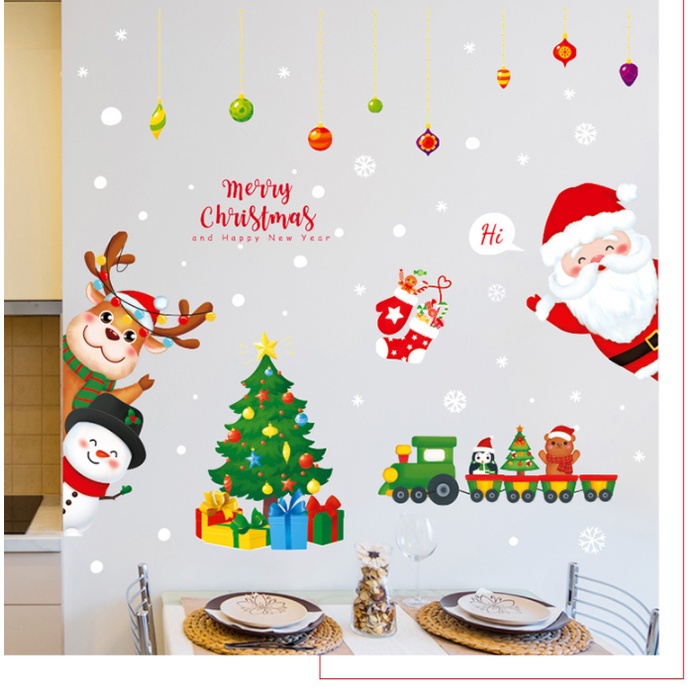 Decal dán tường trang trí Noel - Noel chào khách rèm châu đoàn tàu