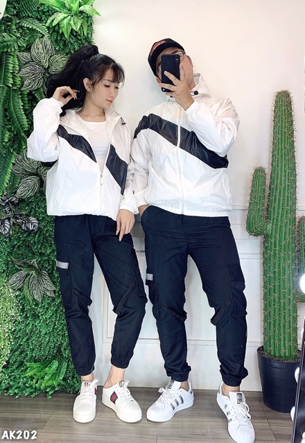 🔥𝐆𝐈𝐀́ 𝐒𝐈̉🔥202 Áo Khoác Couple Dù Cặp Siêu Hot (Video,Hình Thật) | BigBuy360 - bigbuy360.vn