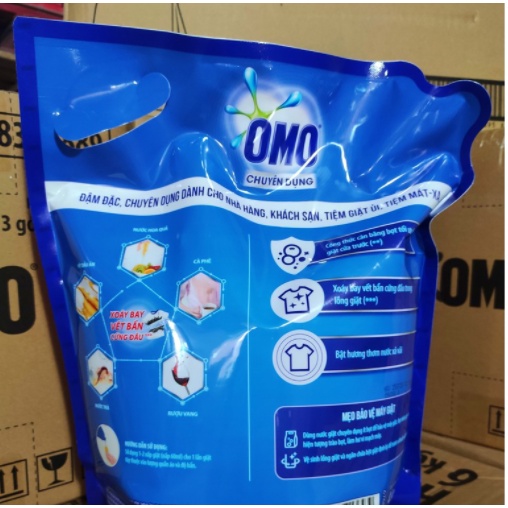 Nước giặt chuyên dụng OMO cho máy cửa trên cửa trước 4 kg