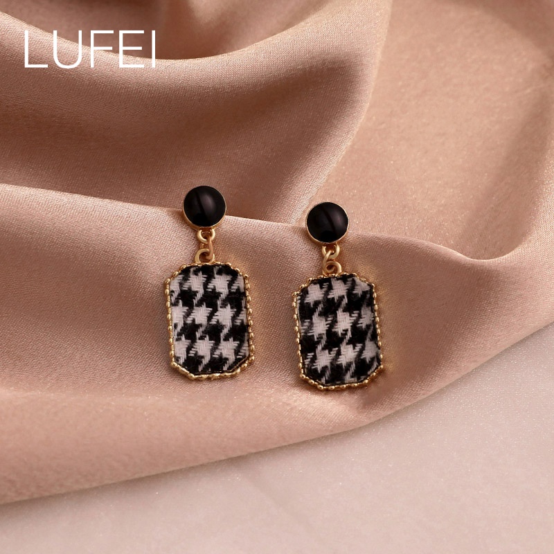 Bông tai bạc thiết kế đơn giản phong cách retro Hàn Quốc 2023