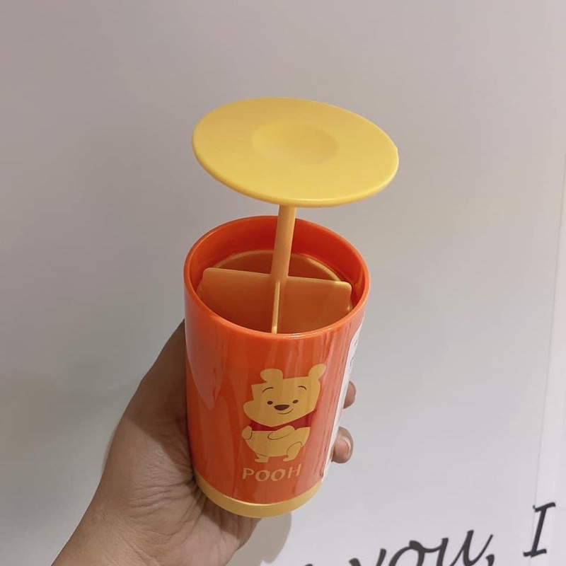 Hộp đựng tăm bông dạng nhấn Pooh Piglet
