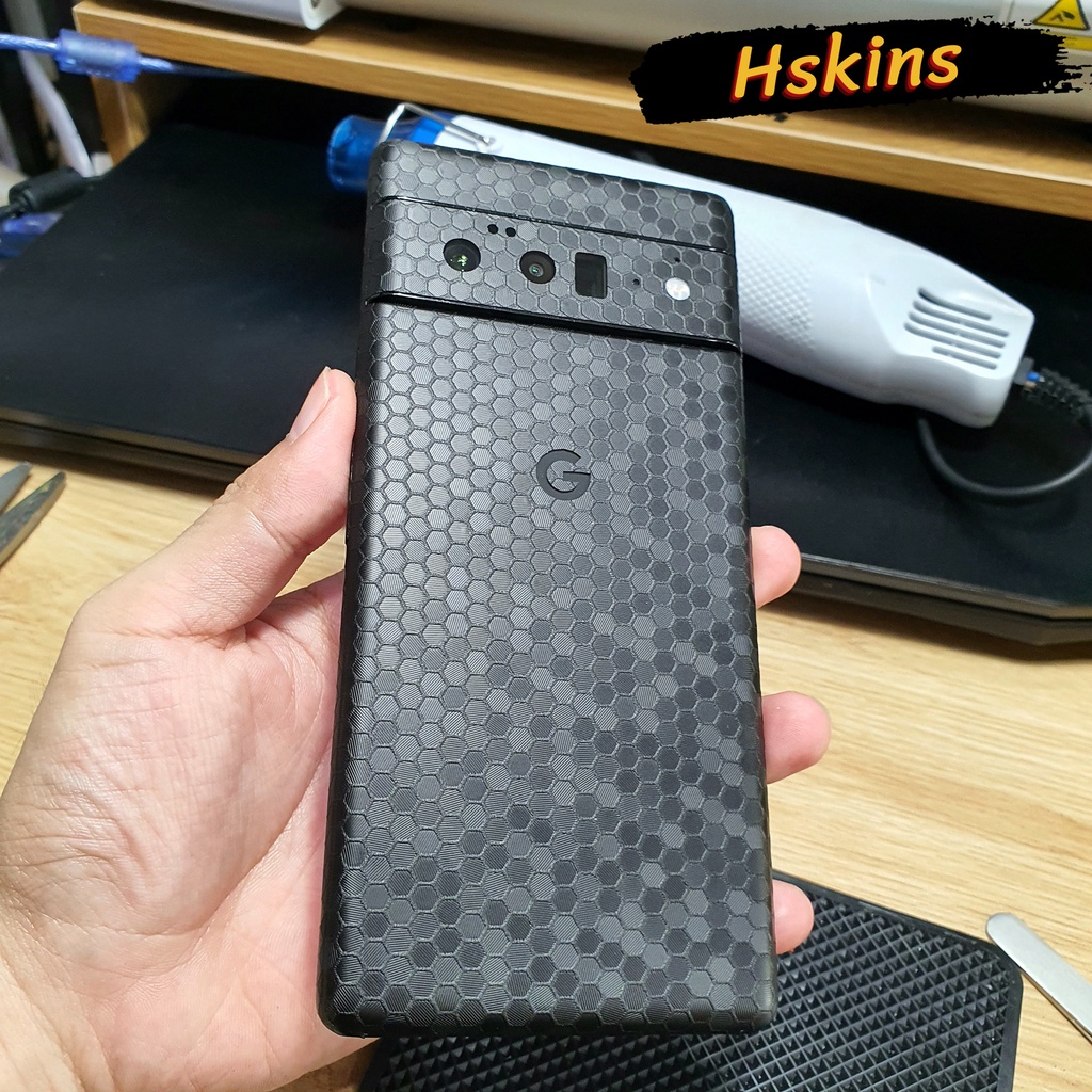 Miếng dán skin Google Pixel 6 / Google Pixel 6 Pro Oracal Honeycomb lưng full viền