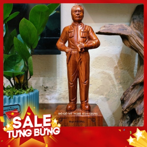 Tượng bác Giáp gỗ hương cao 30 cm