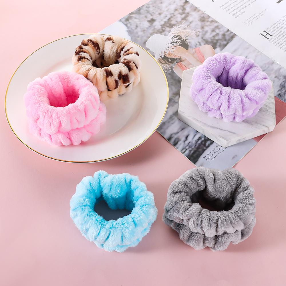 Băng Đeo Cổ Tay Mềm Mại Sử Dụng Khi Tập Yoga / Chạy Bộ Dành Cho Nữ