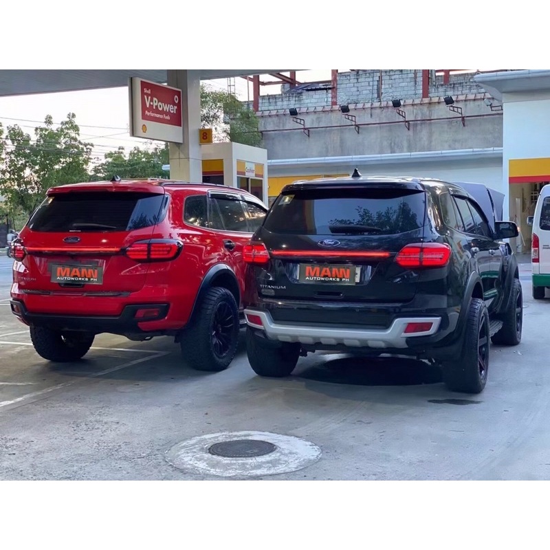 Led tay cốp Ford Everest