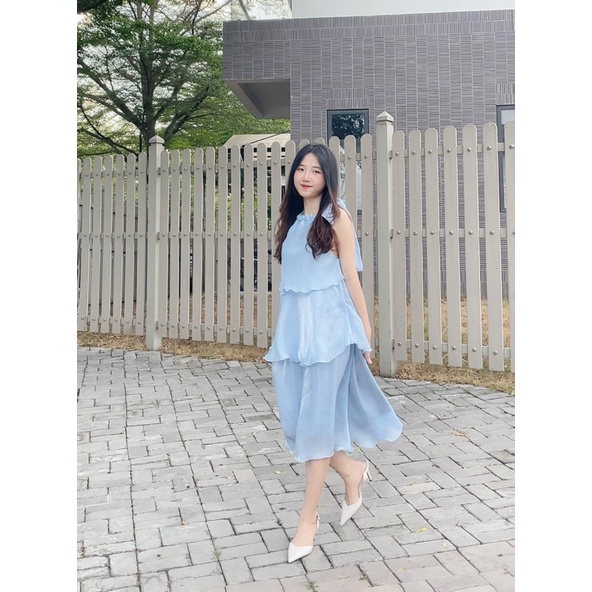 Đầm cổ yếm cột nơ 3 tầng bồng bềnh vải Organza cao cấp - Viz Dress
