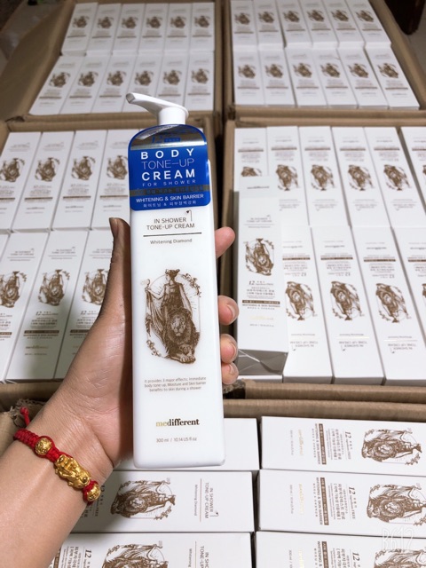 dưỡng trắng da Body - Dưỡng thể trắng da và sữa tắm trắng mẫu mới 2020 | BigBuy360 - bigbuy360.vn